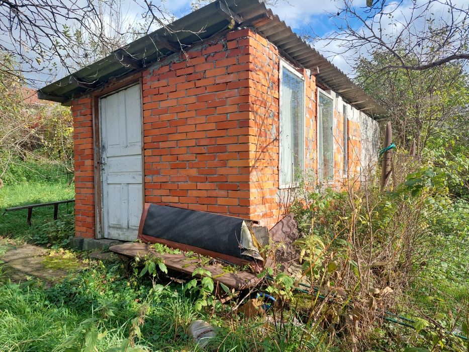 Центр! Два суміжних будинки + 24 сотих ділянка для життя та біз