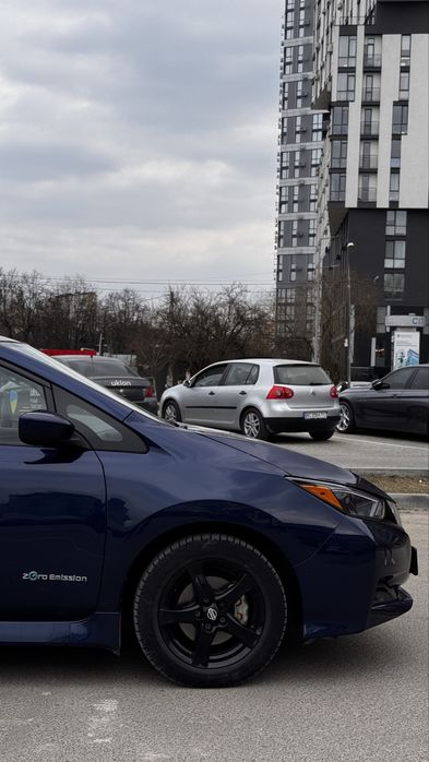 Продам Nisan Leaf 2018