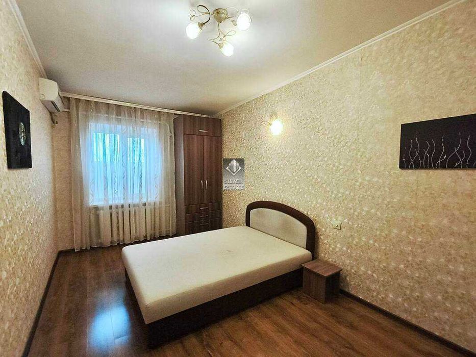 Продаж 2-кімн. квартири у центрі, вул. Перемоги, Вознесенівський р-н