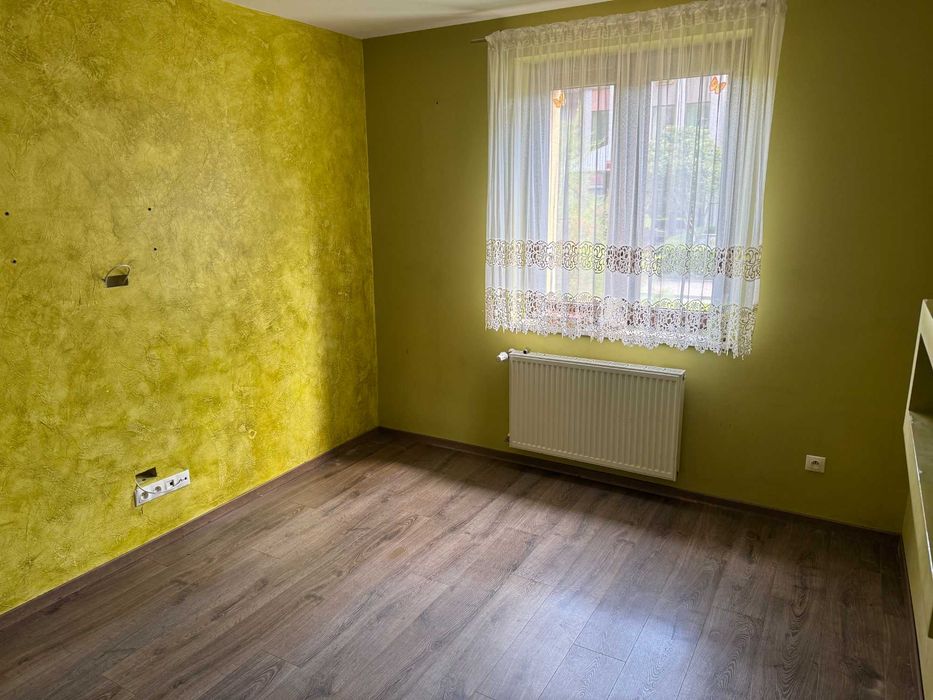 Sprzedam mieszkanie trzy-pokojowe 55mkw parter - Widok 2