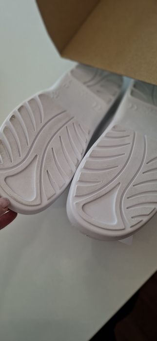 Klapki medyczne NOWE