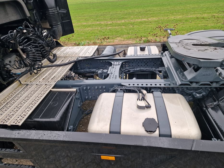 Mercedes actros 19 46