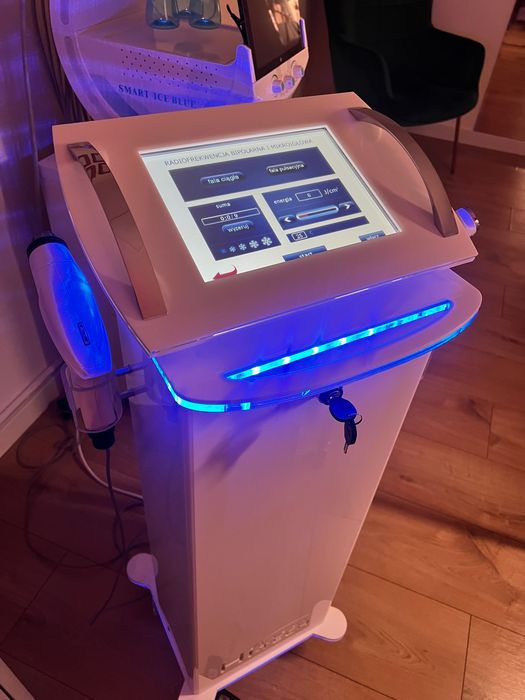 Frakcyjna radiofrekwencja mikroigłowa od laser hi tech