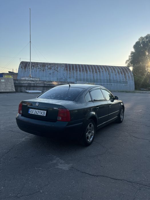 Volkswagen Passat B5 1.8 турбо