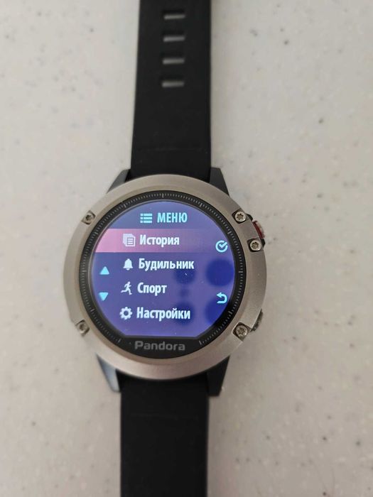 Продам автомобільний GPS-годинник Pandora Watch2