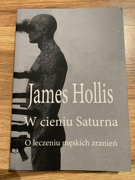 W cieniu Saturna J. Hollis