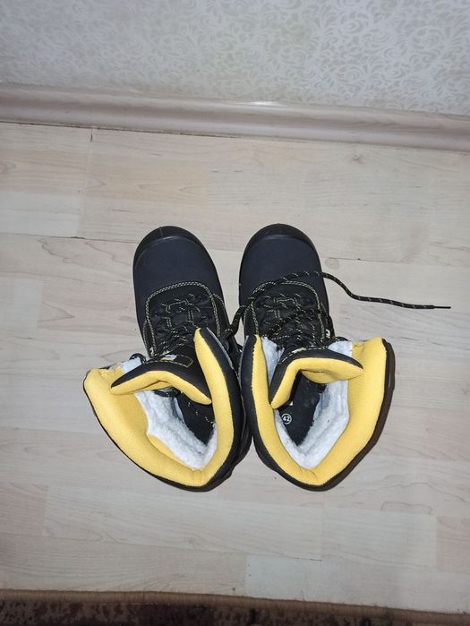 Зимне Взуття (нові)