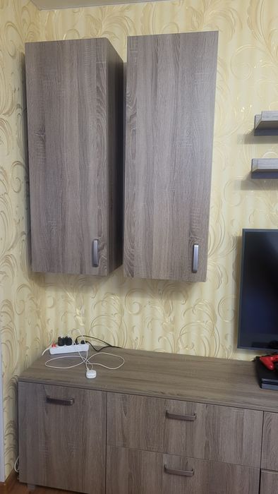 Продам стінку                 .