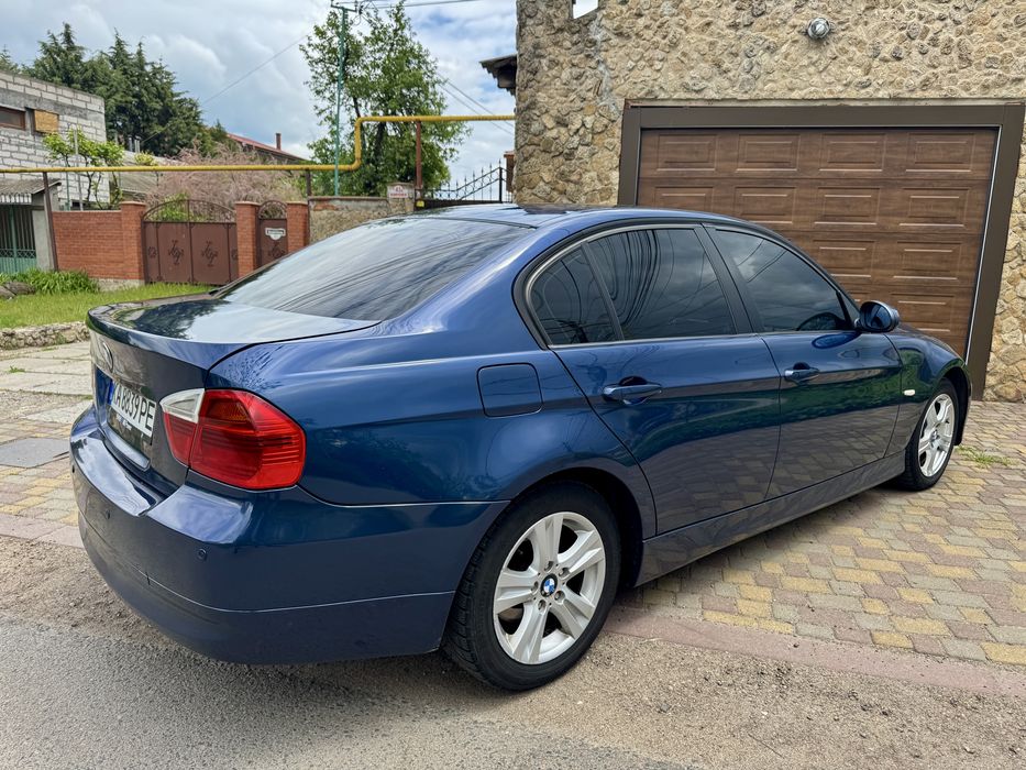 Bmw e90 320i Газ/бензин Автомат
