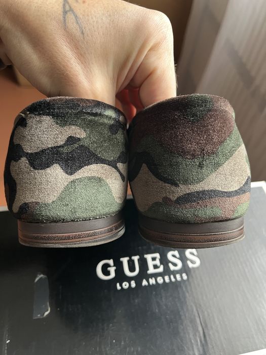 Мужские лоферы Guess оригинал. Туфли замшевые. Мокасины камуфляж