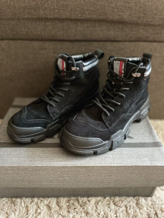 Осенние ботинки нат.замш 37р