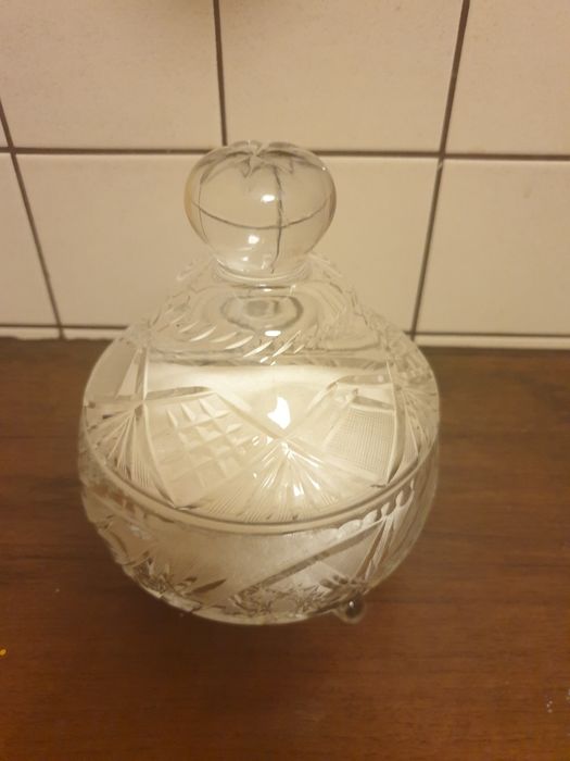 Kryształowa cukiernica bomboniera