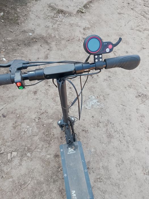 Продам елетросамокат