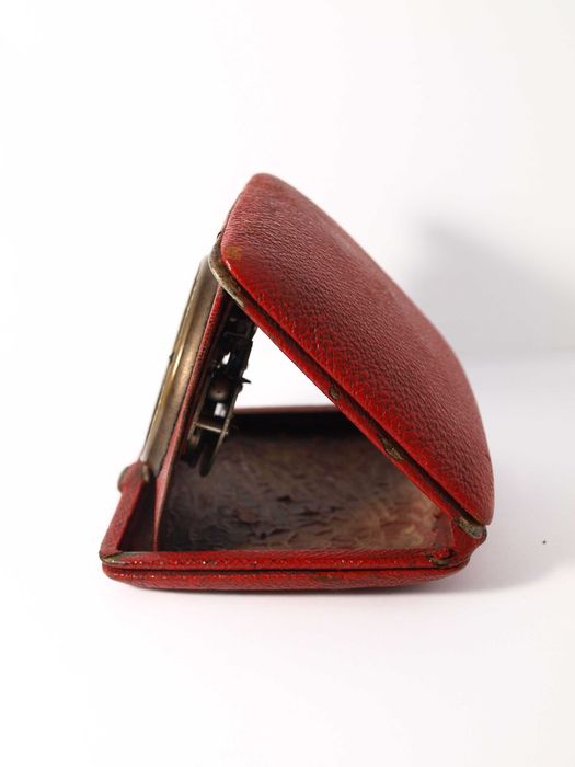 Stary budzik szwajcarski