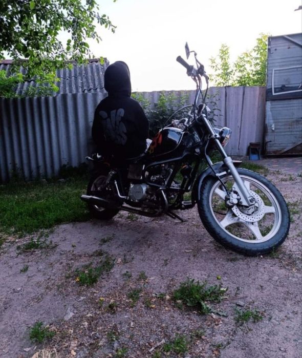 Продам мотоцикл чоппер