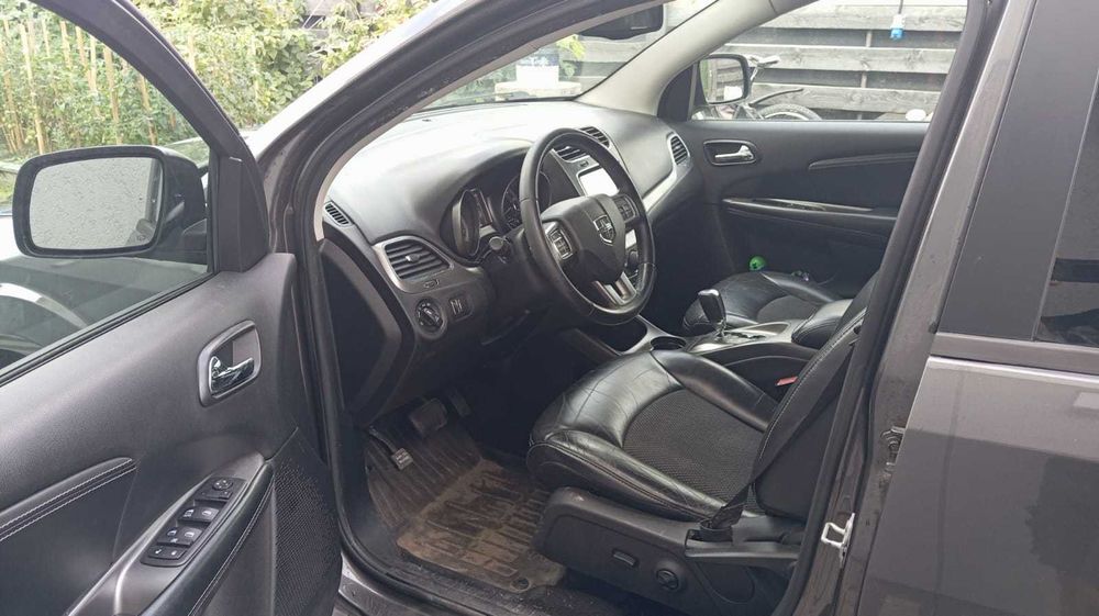 Продаю власний автомобіль Dodge Journey  у топовій комплектації Crossroad