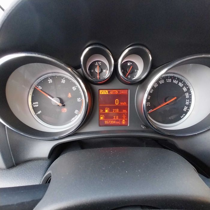 Opel Astra j Sports Tourer
