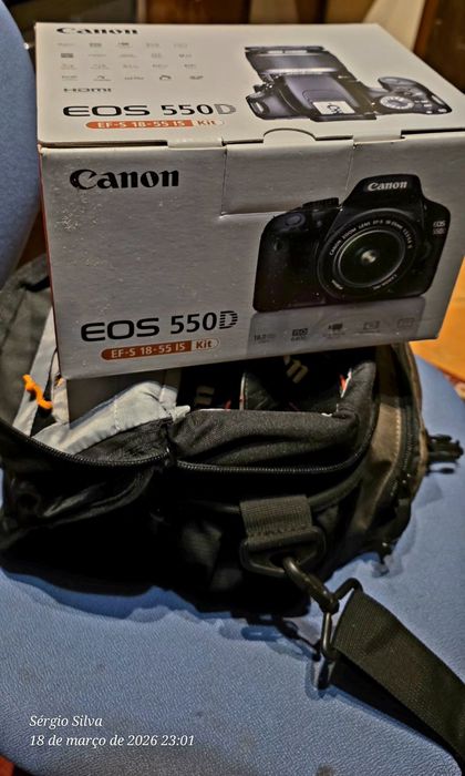 CANON EOS 550D Máquina fotográfica
