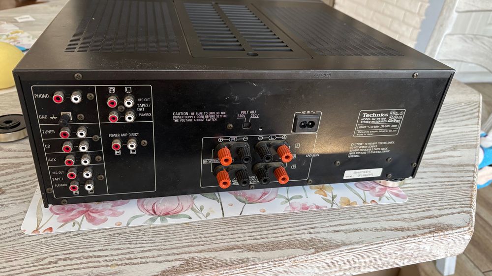Wzmacniacz Technics su-vx700