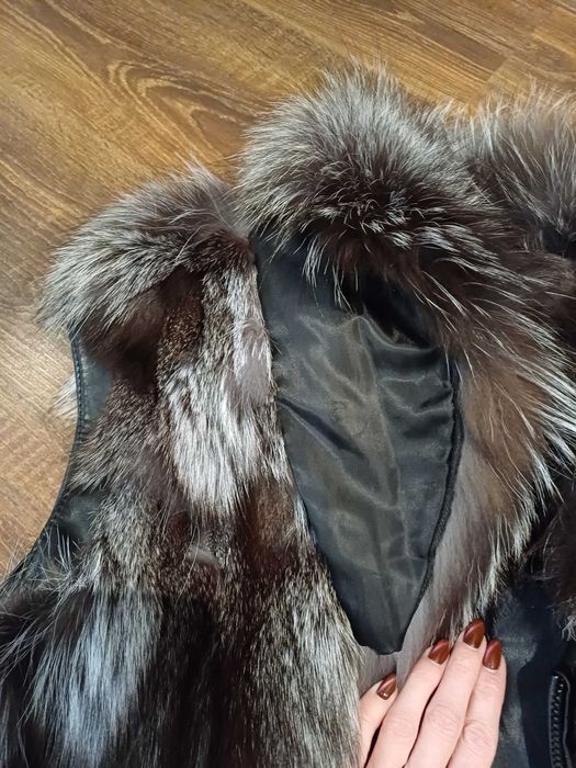 Продам желетку із кролика натуральну