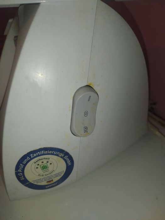 Продам комбайн не дорого.