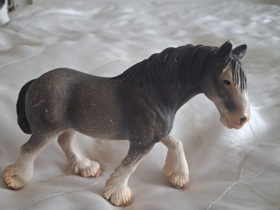 Іграшки фірми  Schleich різні