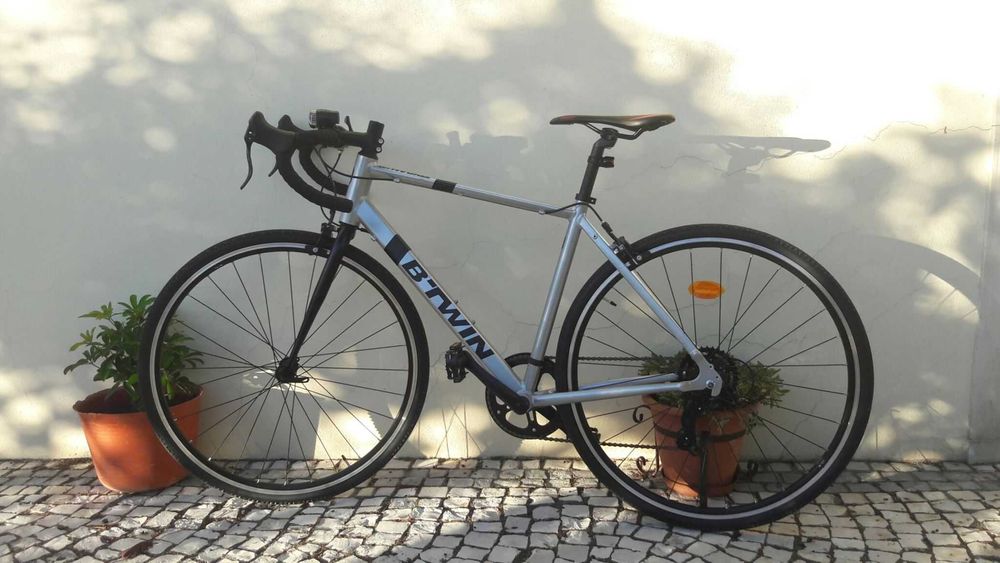Bicicleta de Estrada Triban 100 (Decathlon) Tamanho: M