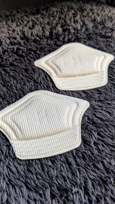 Белые мягкие задники для обуви ремон кроссовки