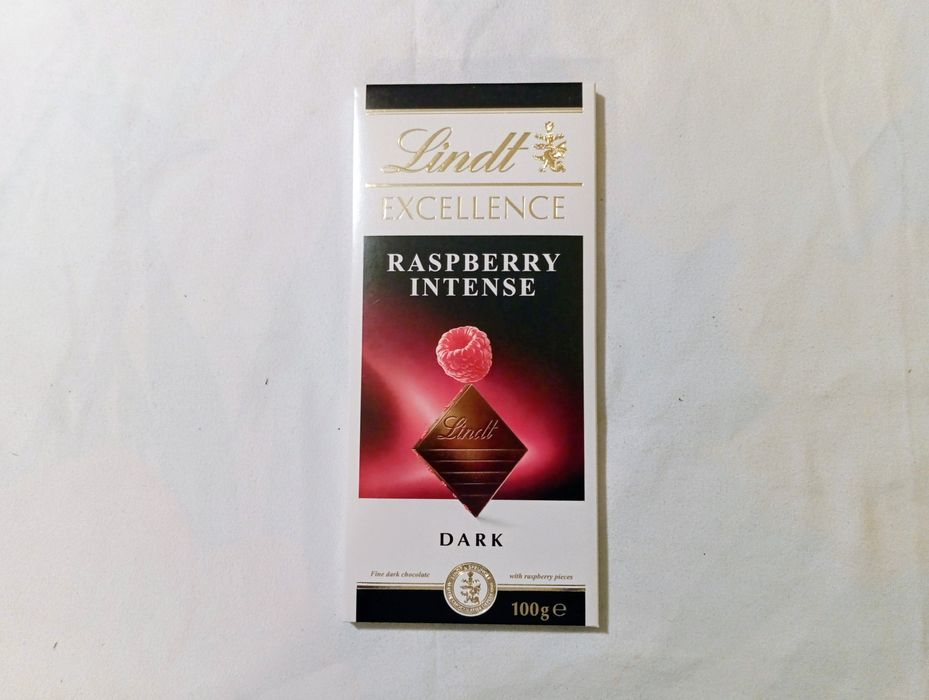 Lindt Excellence Raspberry Czekolada gorzka z maliną 100g 1 szt.