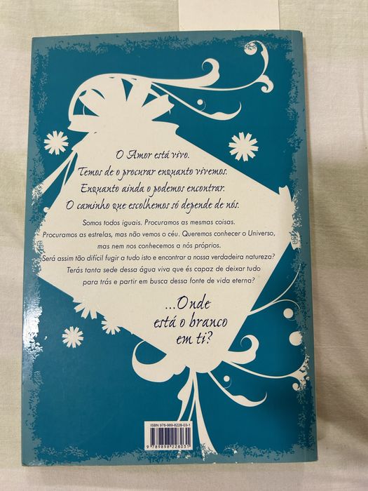Livro “Onde está o branco em ti” Ricardo Antunes.