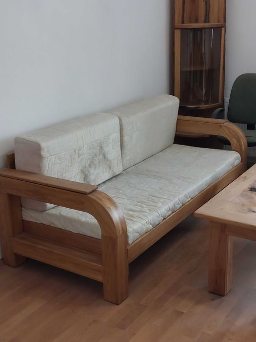 Люксові дубові меблі для вітальні