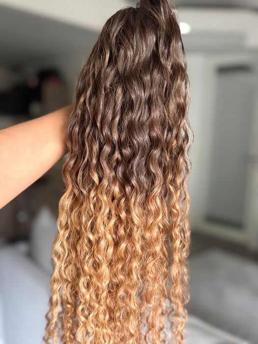 300gramas de cabelo cacheado Humano