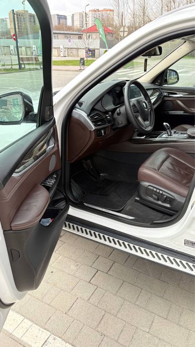 BMW X5 в Кузові F15