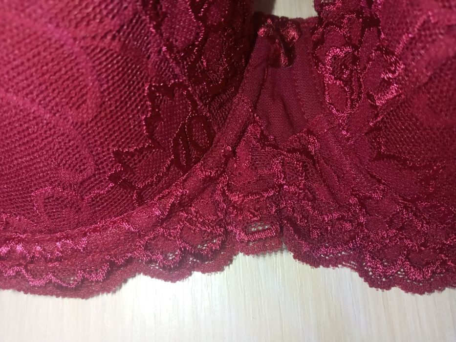 Новий бюстгалтер