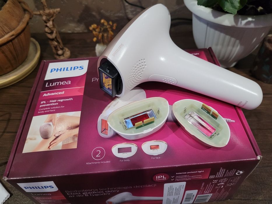 Фотоепілятор Phillips  Lumea Advanced SC1997/00