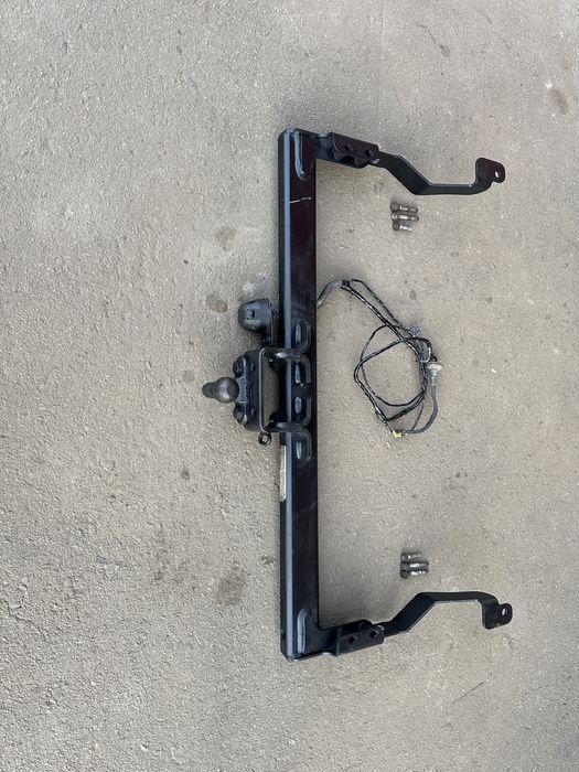 фаркоп форкоп віваро трафік opel vivaro renault trafik 2003/2007 рік