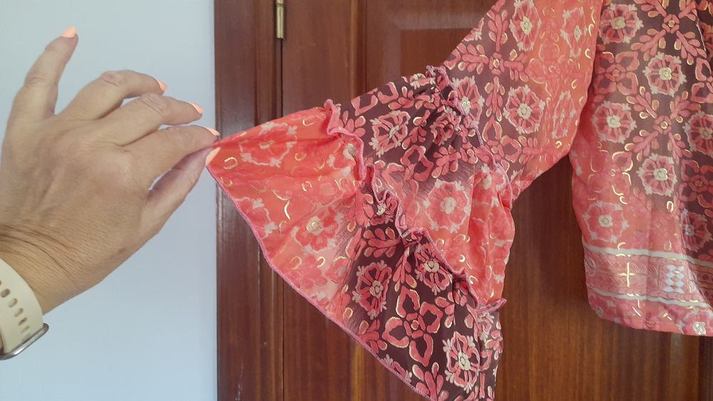 Bolero novo, manga larga