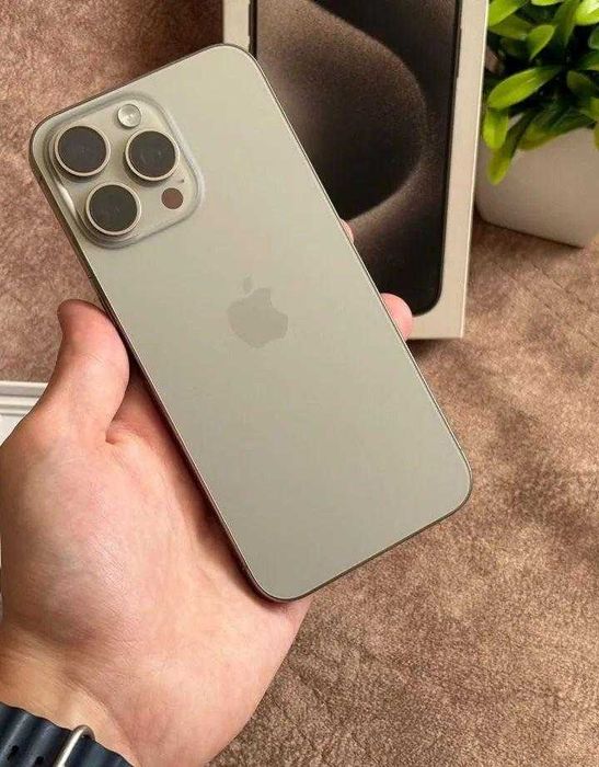 iPhone 15 Pro Max, 256 ГБ