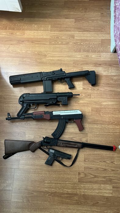 Продам автомат іграшковий