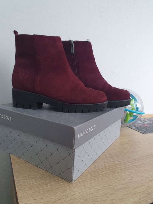Жіночі зимові ботініки замш Marco Tozzi