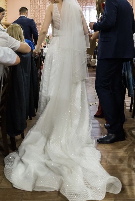 Весільна сукня А-силует колір айворі