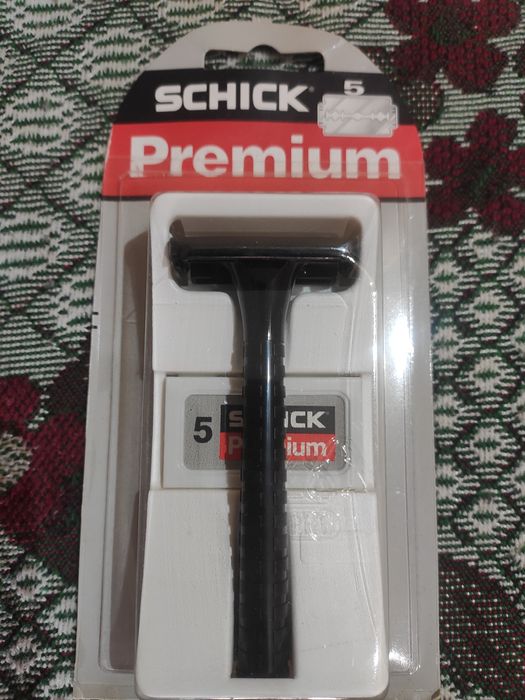 Станок для бритья SCHICK Premium