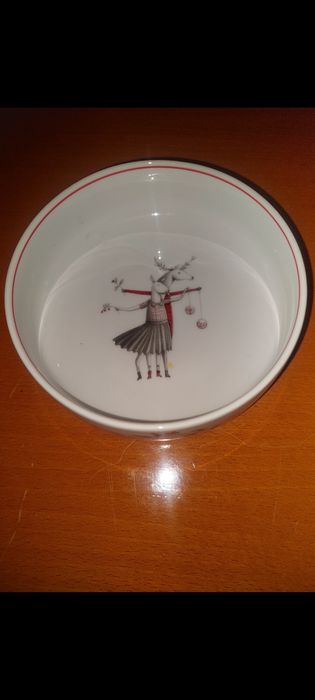 Peça marca Vista Alegre Teresa Lima e prato decorativo Vista Alegre