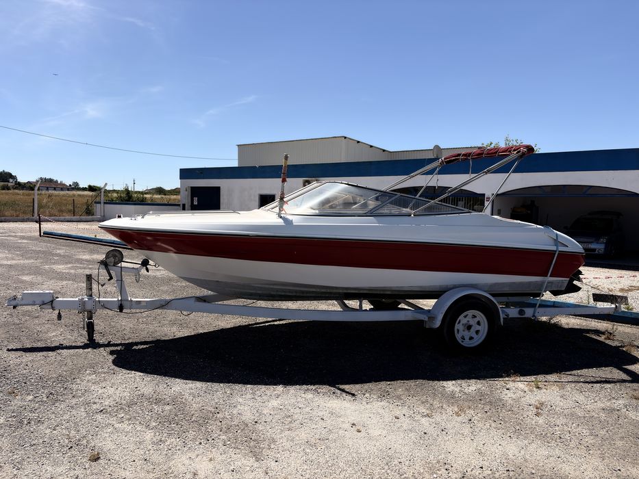 Barco Bayliner Capri Impecável (Registo Polaco)