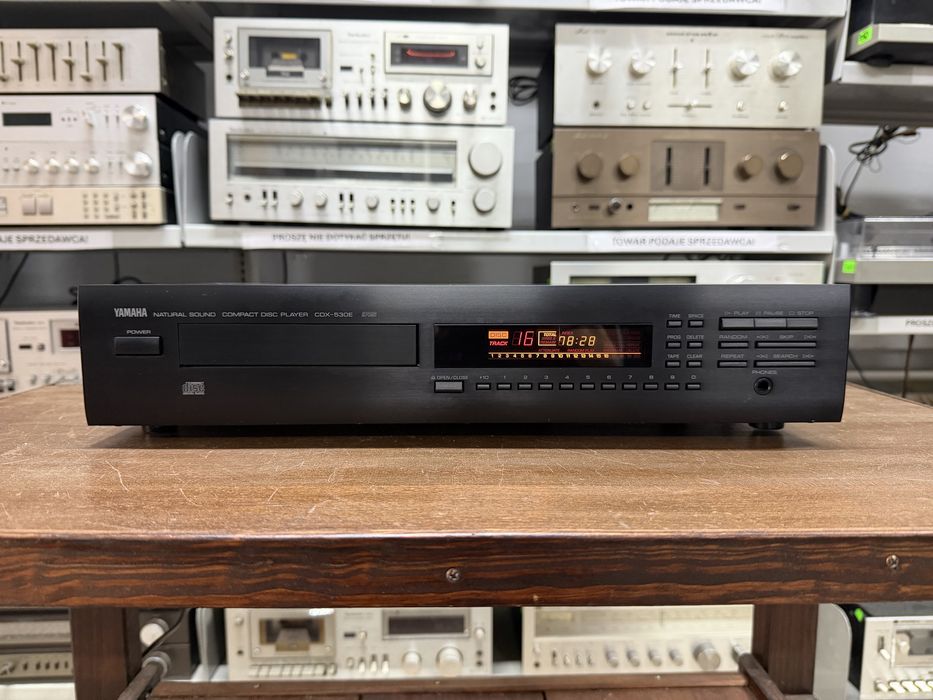 Odtwarzacz płyt CD Yamaha CDX-530E Audio Room