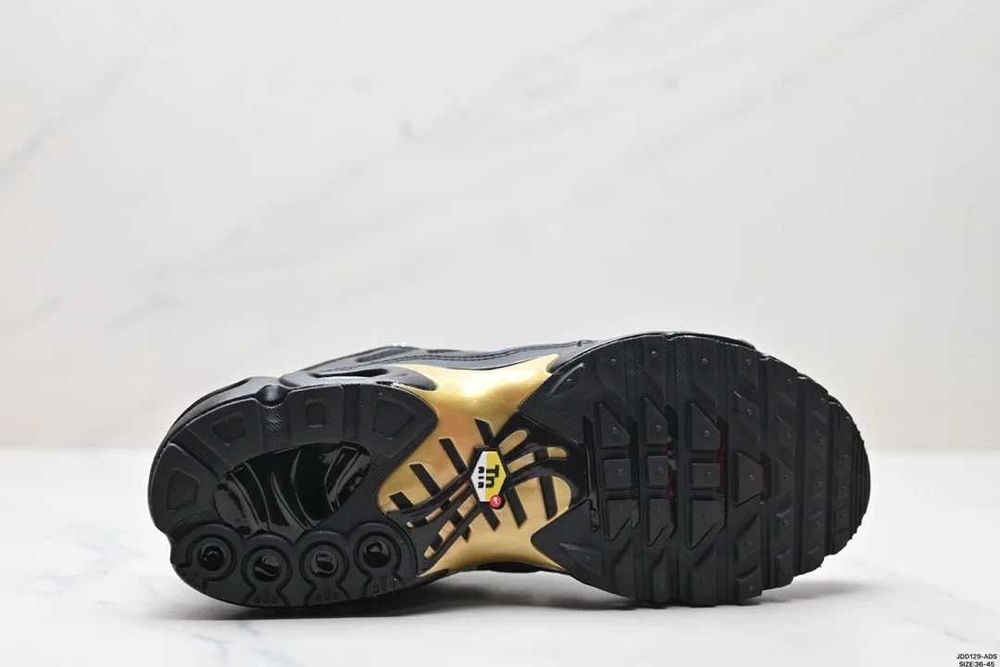 Nike Air Max TN Czarny R.41
