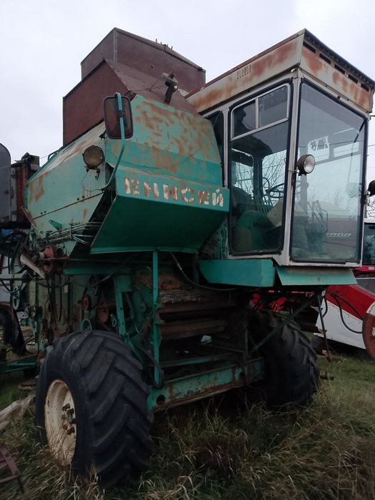 Комбайн Енисей-1200 1998г