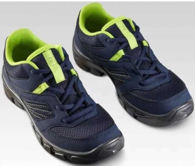 Кросівки дитячі Decathlon для міста / на фізкультуру / гірського туризму р.38