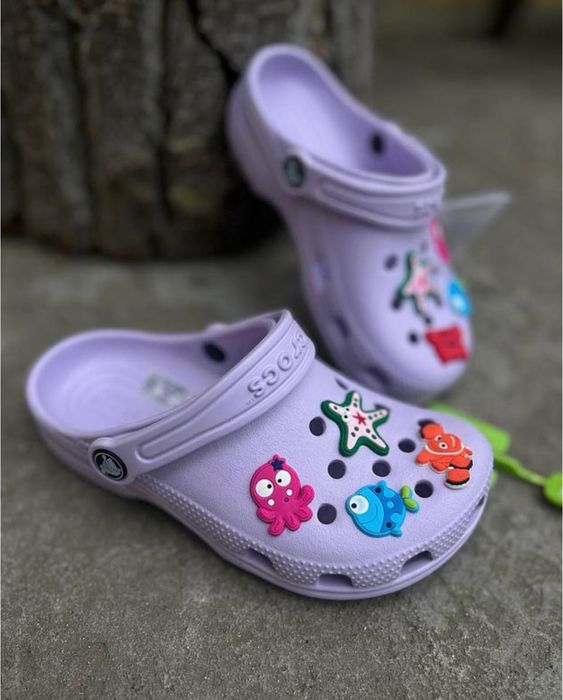 Crocs kids classic крокси дитячі на дівчинку білі молочні рожеві бузок