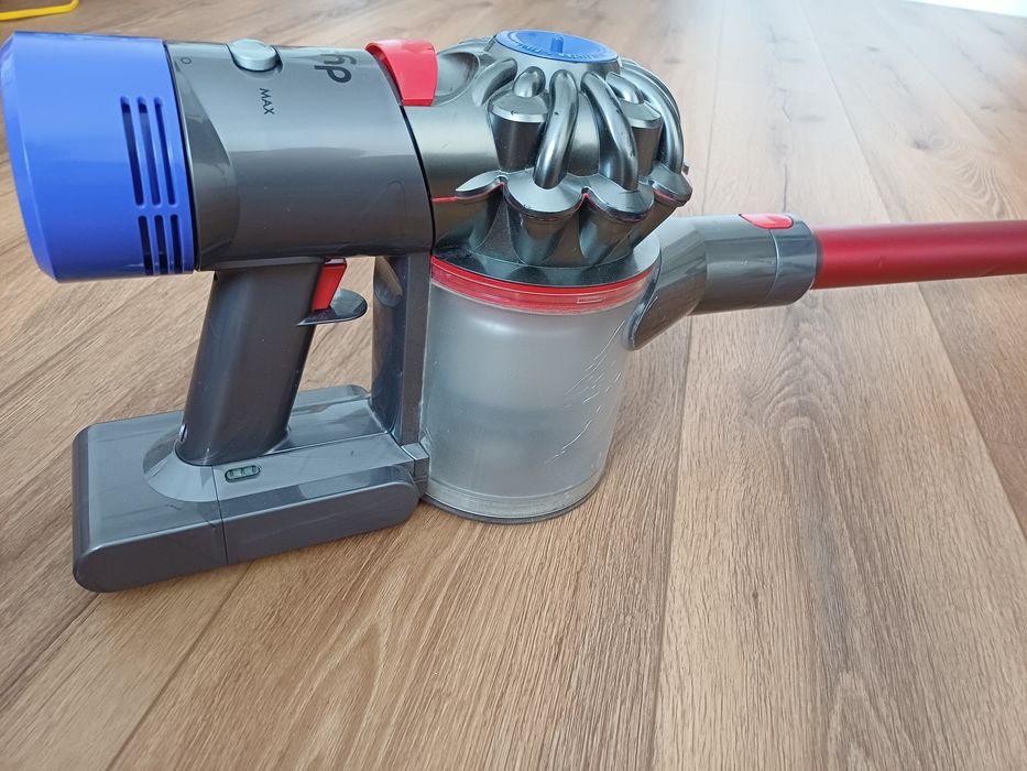 Odkurzacz pionowy Dyson v8
